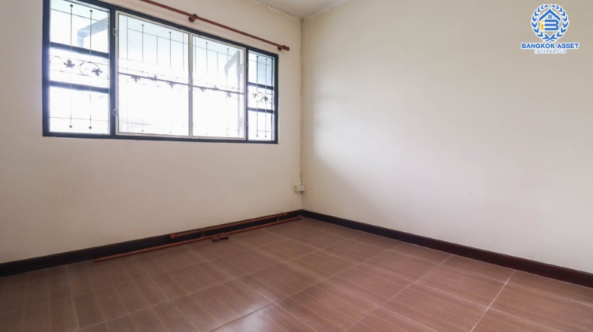 *****ทาวน์เฮ้าส์มือสองย่านนนทบุรี ม.พฤกษา14 บางใหญ่-เซ็นทรัลเวสต์เกต หลังมุม! เนื้อที่มากถึง 25.4 ตร.ว. ฟังก์ชัน 3 ห้องนอน 2 ห้องน้ำ 1 ที่จอดรถ ตกแต่งสวย พร้อมอยู่ ทำเลดี เข้าเมืองสะดวก เชื่อมต่อถ.กาญจนาฯ ใกล้เซ็นทรัลเวสต์เกต และรถไฟฟ้าสายสีม่วง "สถานีคลองบางไผ่" จองเลย!